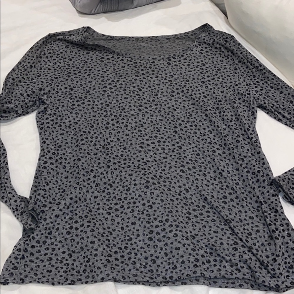 Loft grey animal print long sleeve top XL